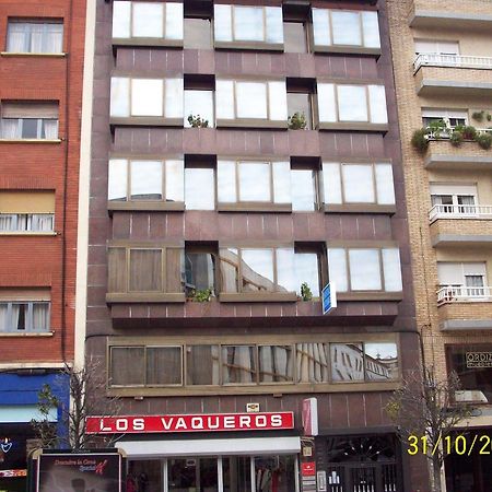 Hostal Alvarez Oviédo Exterior foto