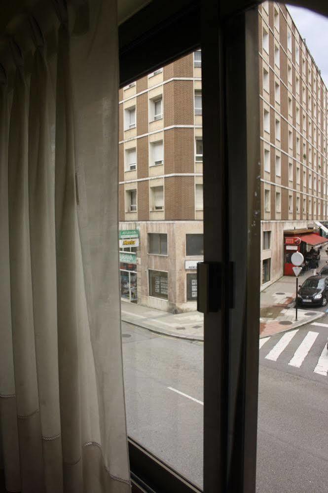 Hostal Alvarez Oviédo Exterior foto